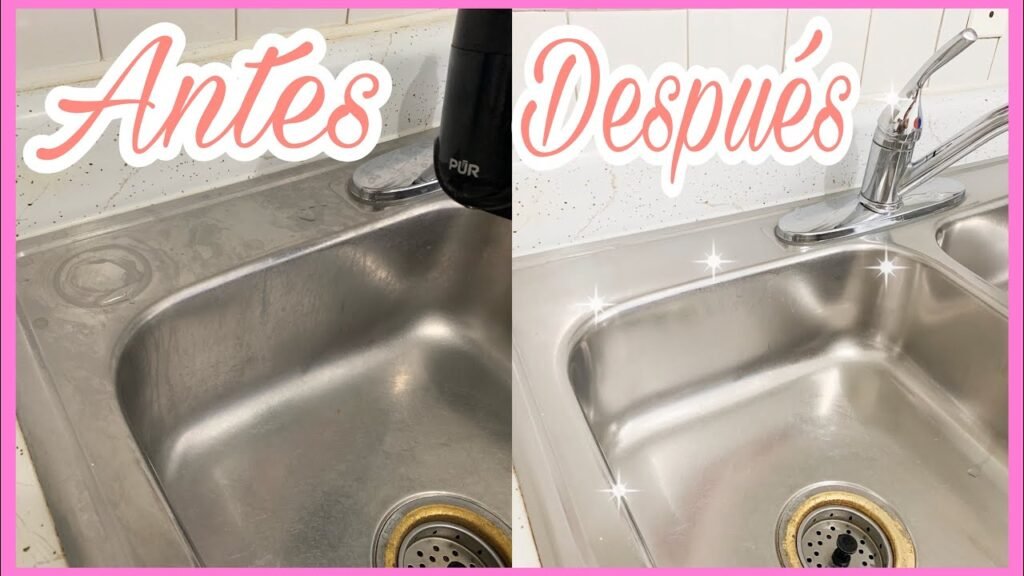 Cómo quitar las manchas de agua del fregadero