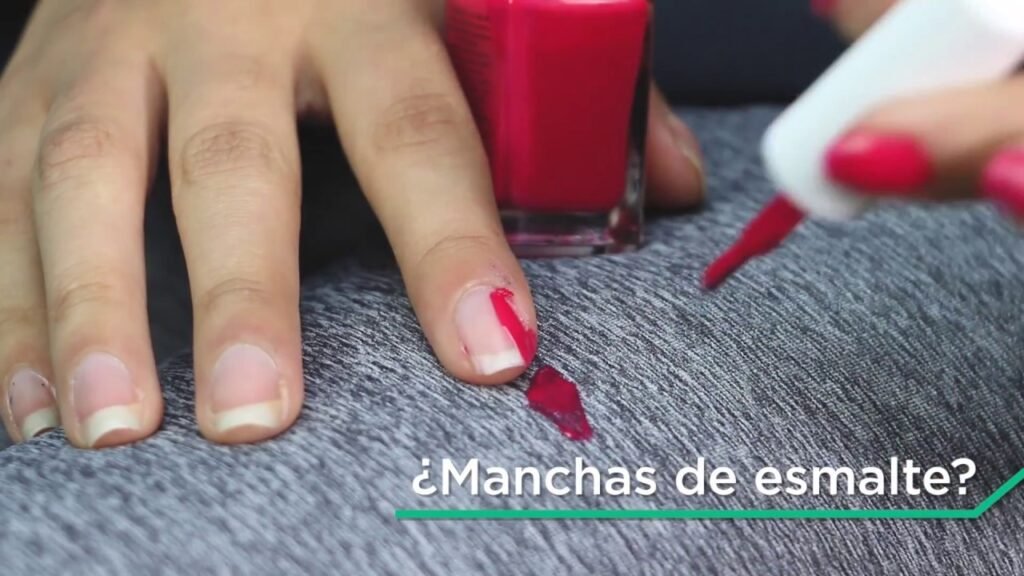 Cómo quitar mancha de barniz en tela