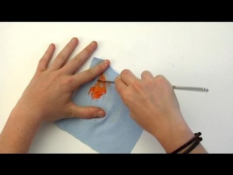 Cómo quitar mancha de plastilina en tela