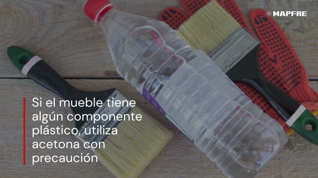 Cómo quitar las manchas de pegamento en la madera